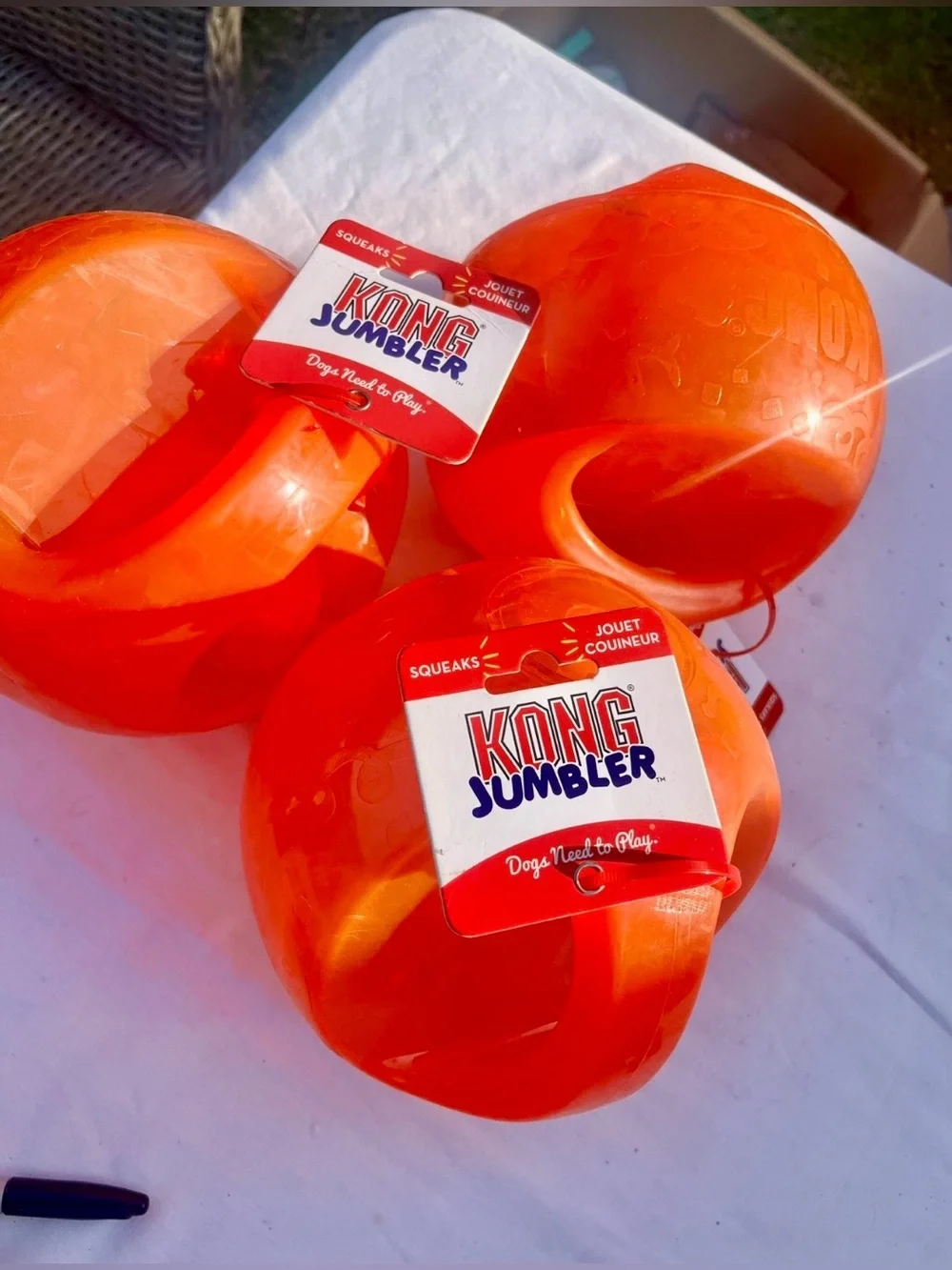 KONG Jumbler Ball - Interactive Dog Toy for Dog & Puppy Playtime - Fetch Toy wit
